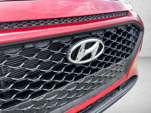 Used 2018 Hyundai Kona SE FWD image 30