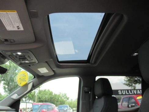 Used 2026 GMC Sierra 1500 Denali AWD/4WD image 17