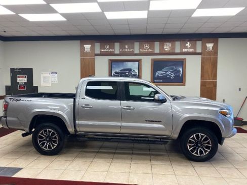 Used 2021 Toyota Tacoma TRD Sport RWD image 6