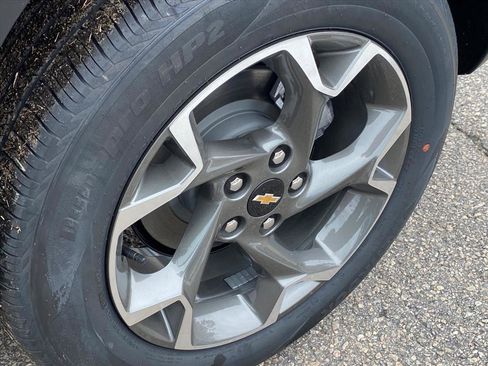 New 2026 Chevrolet Trax LT image 18