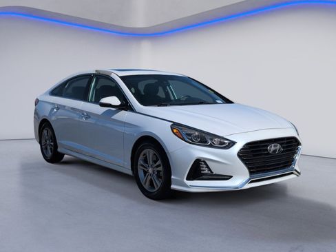 Used 2018 Hyundai Sonata Limited w/ Limited Ultimate Package 03 image 9