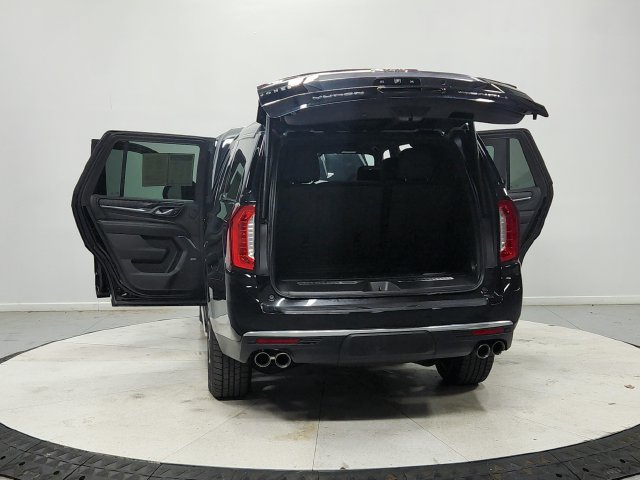 Used 2023 GMC Yukon Denali w/ LPO, Floor Liner Package AWD/4WD image 15