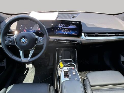 Used 2025 BMW X1 xDrive28i w/ Technology Package AWD/4WD image 16