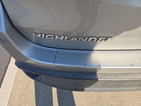 Used 2019 Toyota Highlander Plus image 7