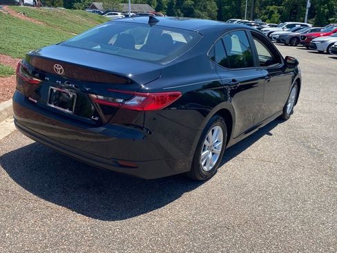 Used 2025 Toyota Camry LE FWD image 15