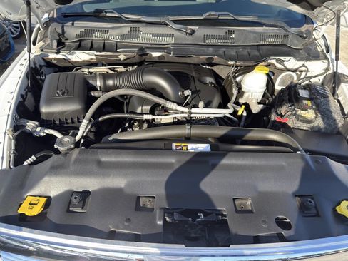 Used 2019 RAM 1500 Big Horn image 10