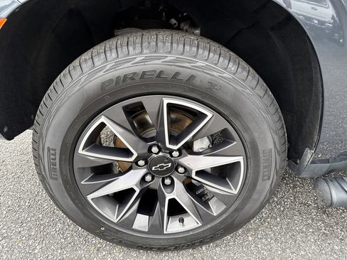 Used 2021 Chevrolet Tahoe Z71 w/ Z71 Signature Package image 11