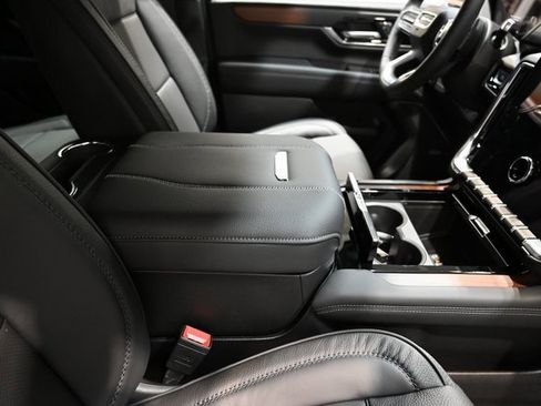 New 2026 GMC Yukon XL Denali image 20