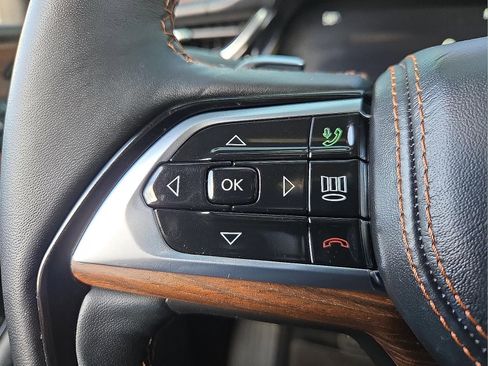 Used 2023 Jeep Grand Cherokee L Summit w/ Advanced Protech Group IV image 18