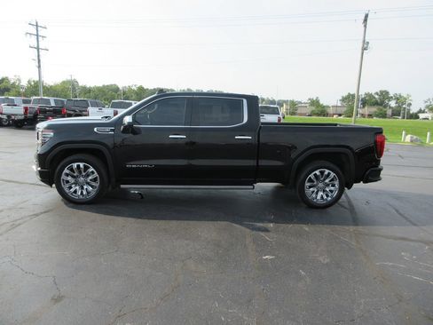 Certified 2024 GMC Sierra 1500 Denali w/ Denali Reserve Package AWD/4WD image 11