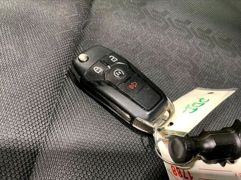 Used 2018 Ford F150 XLT w/ Equipment Group 302A Luxury image 19