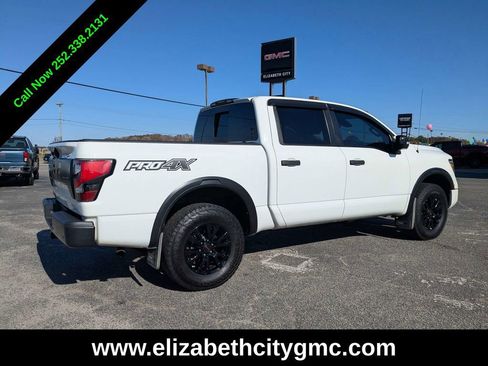 Used 2021 Nissan Titan PRO-4X w/ Pro-4x Convenience Package image 4