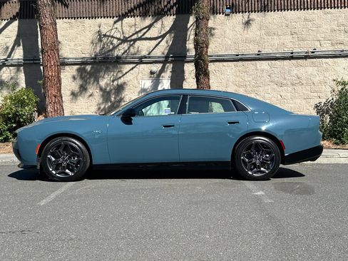 New 2026 Dodge Charger R/T w/ Blacktop Package AWD/4WD image 6
