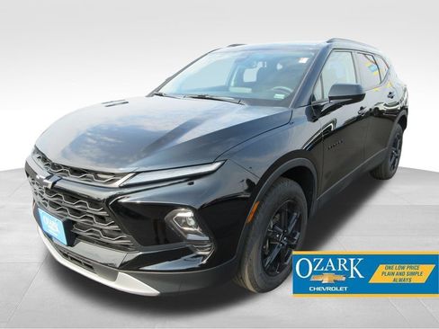 Used 2024 Chevrolet Blazer LT w/ Convenience Package FWD image 1