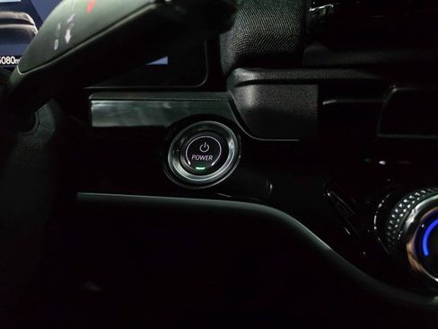 Used 2024 Honda Prologue EX image 23