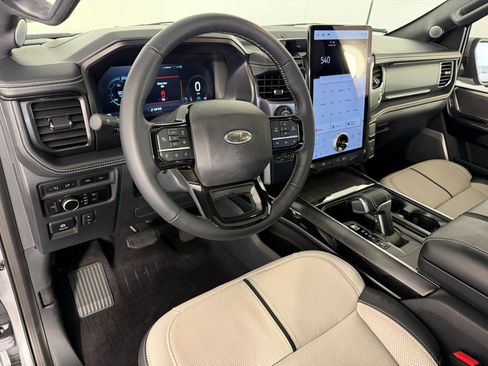 Used 2023 Ford F150 Lightning Platinum image 4