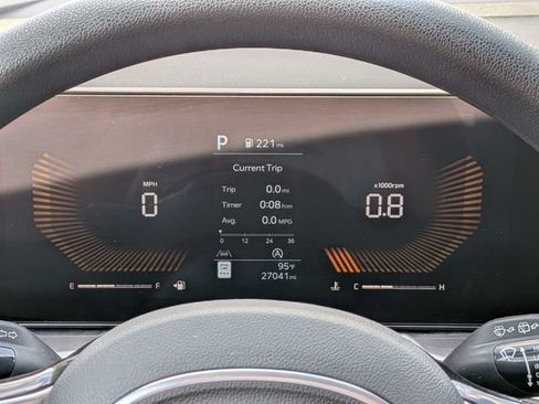 Used 2025 Kia Sorento LX FWD image 26