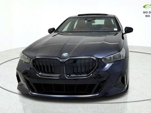 Used 2026 BMW 540i xDrive AWD/4WD image 3
