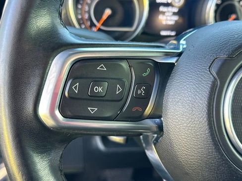 Used 2020 Jeep Wrangler Unlimited Sahara image 20