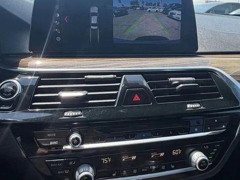 Used 2018 BMW 530i RWD image 10
