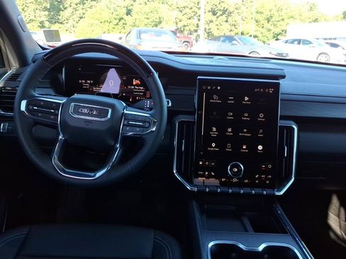 Used 2026 GMC Acadia Elevation w/ Super Cruise Package FWD image 11
