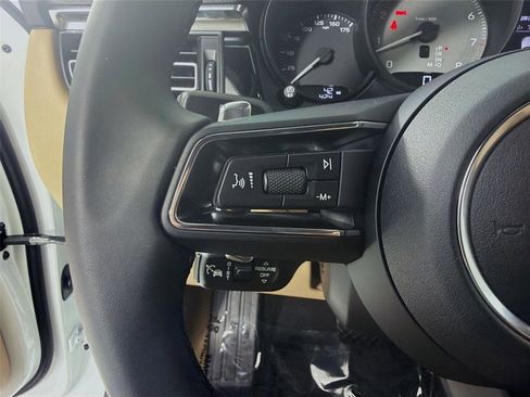 New 2026 Porsche Macan S image 12