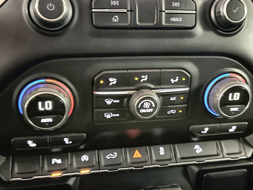 Used 2019 Chevrolet Silverado 1500 RST AWD/4WD image 43