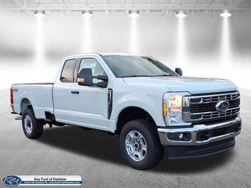 New 2026 Ford F350 XLT w/ FX4 Off-Road Package image 30