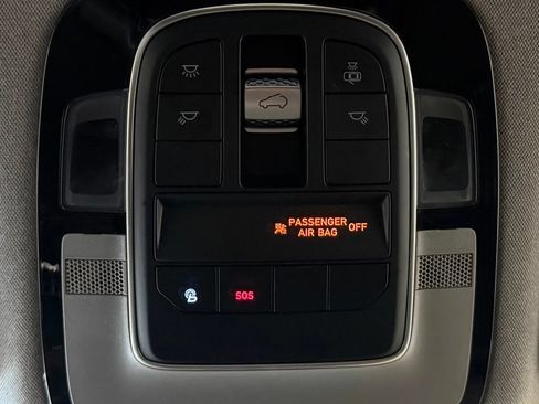Used 2022 Hyundai Santa Fe Limited FWD image 24