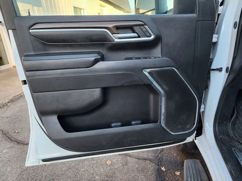 Used 2024 Chevrolet Silverado 2500 LT image 13