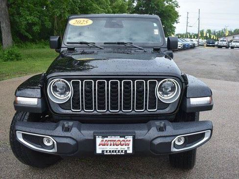 Used 2025 Jeep Wrangler Sahara 4xe AWD/4WD image 11