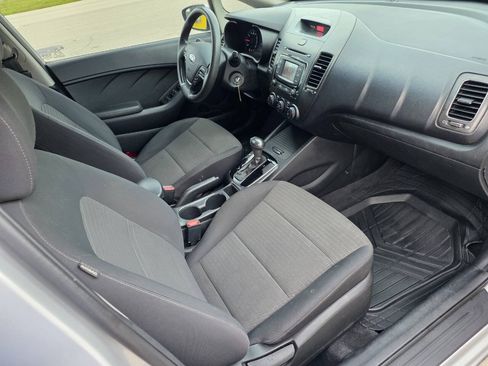 Used 2017 Kia Forte LX w/ LX Popular Package FWD image 22
