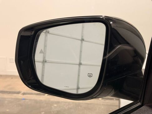 Used 2024 Jeep Grand Cherokee L Laredo image 12