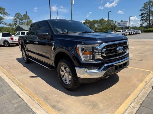 Used 2021 Ford F150 XLT w/ Equipment Group 302A High AWD/4WD image 3