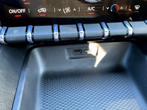 New 2026 GMC Terrain Elevation image 22