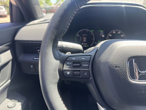 Used 2025 Honda CR-V Sport image 22