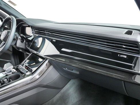 Used 2025 Audi Q7 3.0T Prestige AWD/4WD image 25