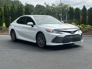 Used 2024 Toyota Camry XLE w/ Navigation Package FWD video 2