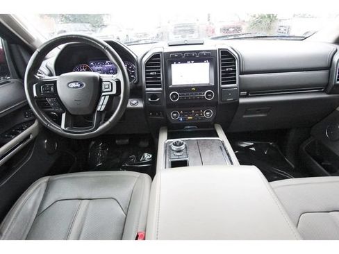 Used 2019 Ford Expedition Limited w/ Equipment Group 301A RWD image 8