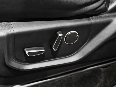 Used 2021 Ford Expedition Limited image 25