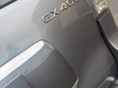 Used 2016 Lexus GX 460 w/ Premium Package AWD/4WD image 10