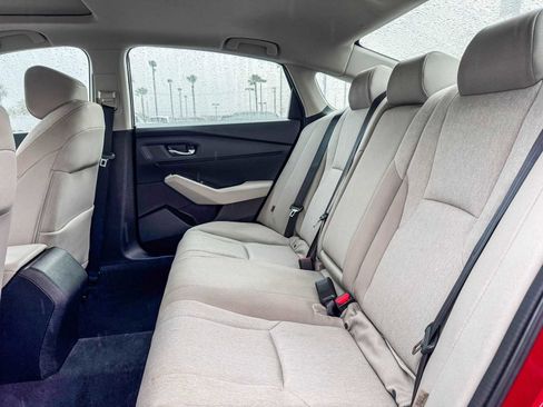 Certified 2024 Honda Accord EX image 18