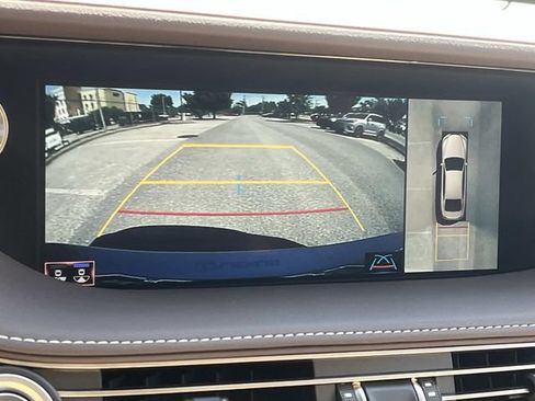 Used 2019 Lexus LS 500 w/ Interior Upgrade Package RWD image 39
