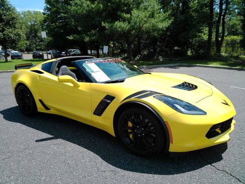Used 2017 Chevrolet Corvette Z06 RWD image 11