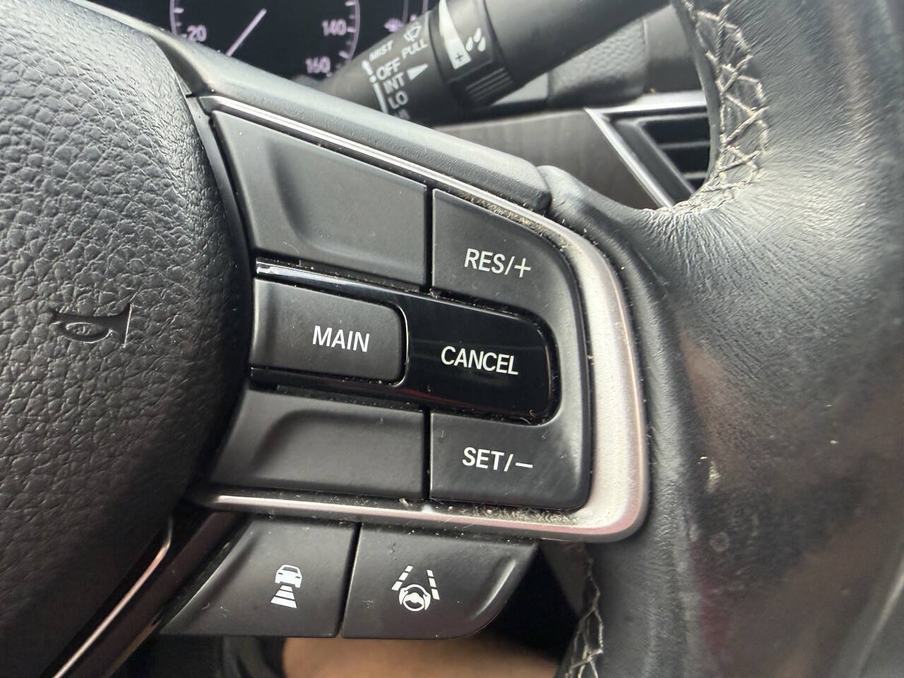 Used 2018 Honda Accord EX-L image 26