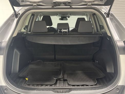 Used 2021 Toyota RAV4 XLE w/ XLE Grade Weather Package AWD/4WD image 22