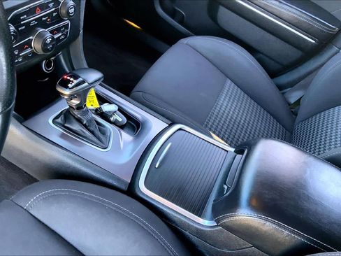 Used 2019 Dodge Charger GT image 17