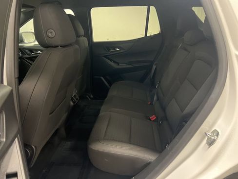 Certified 2025 Chevrolet Equinox LT image 9