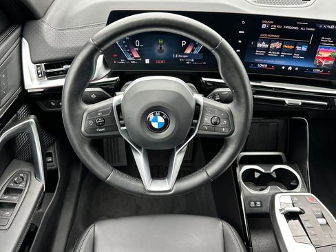 Used 2025 BMW X2 xDrive28i w/ Technology Package AWD/4WD image 13