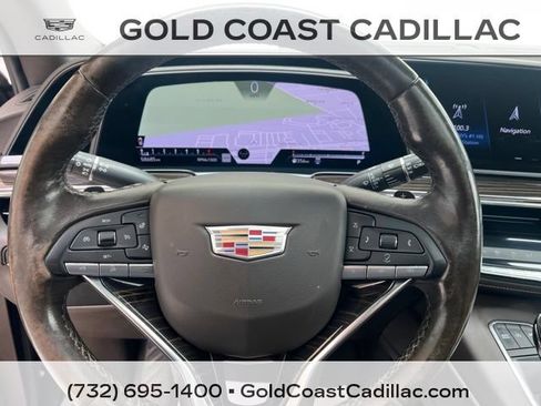 Certified 2022 Cadillac Escalade Premium Luxury AWD/4WD image 25